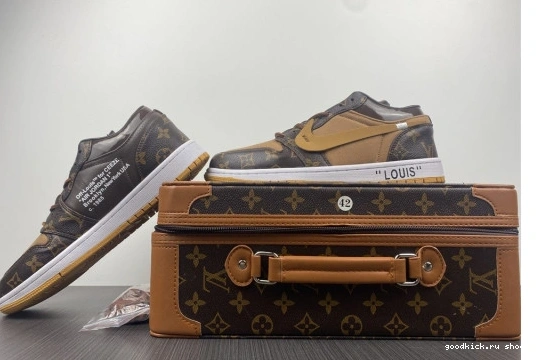 WHITE-LouiV (WITH JORDAN -LouiV CASE) Top O-W AIR 1 Low 0523